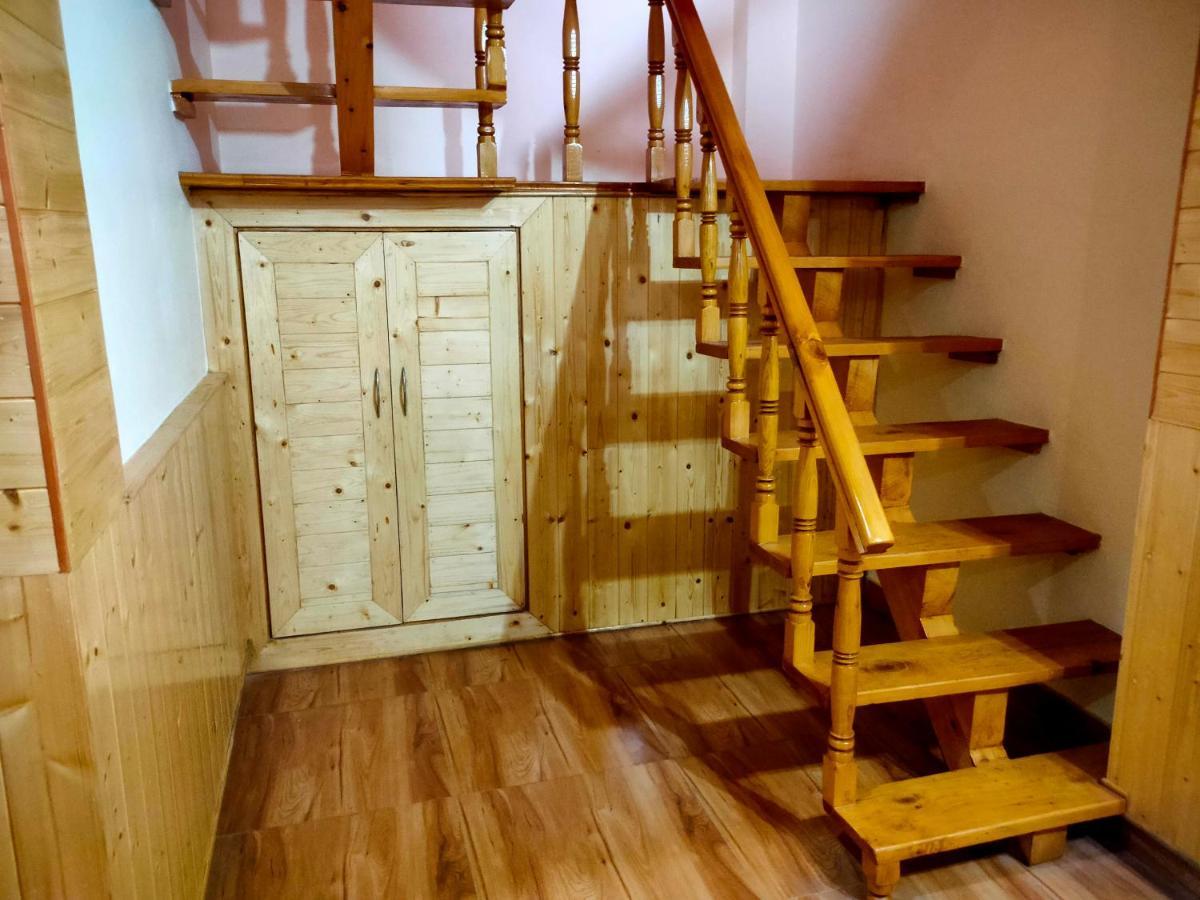 Hotel Anupam By Mid Orchard, Kasol Ngoại thất bức ảnh