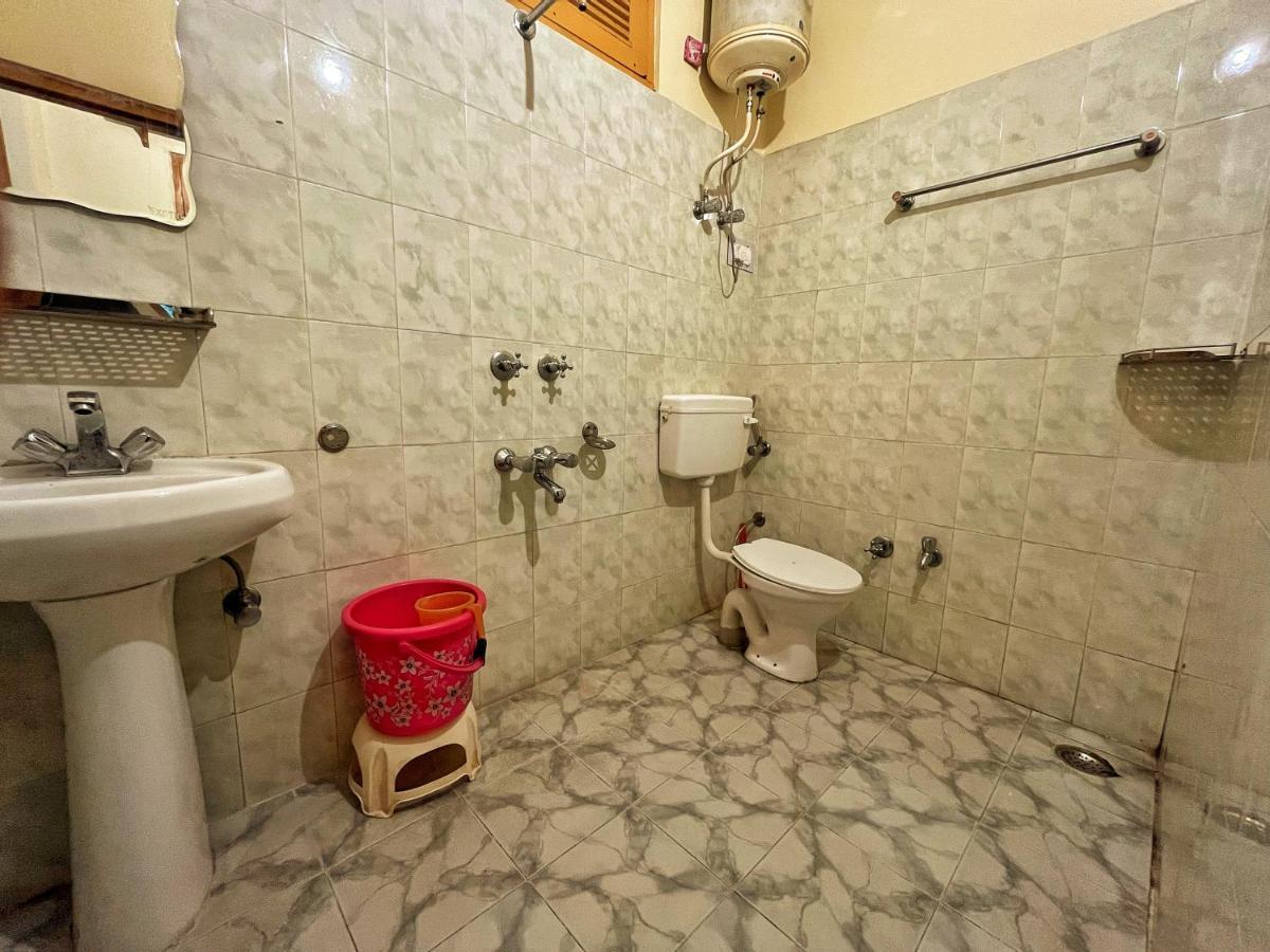 Hotel Anupam By Mid Orchard, Kasol Ngoại thất bức ảnh